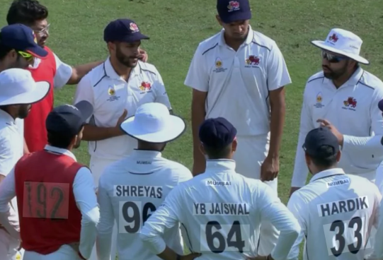 Mumbai Cricket Team vs Jammu And Kashmir Cricket Team Timeline